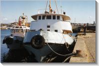 Saint-Malo (1989) En attente dans le bassin Vauban (Coll. G. Desalle)